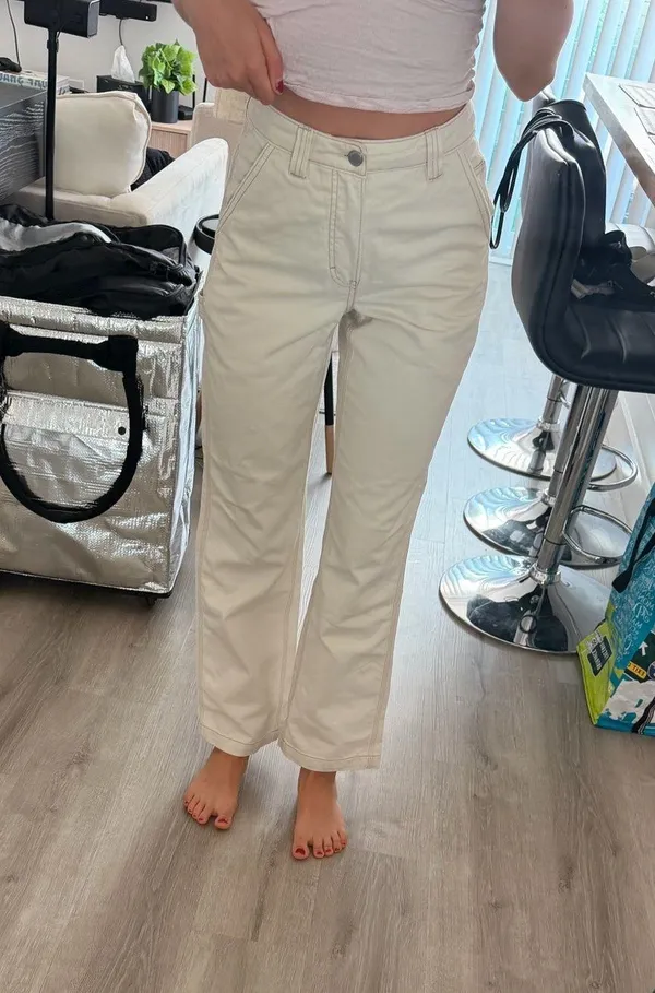 Aritzia TNA Cream Cargo Pants - Image 2