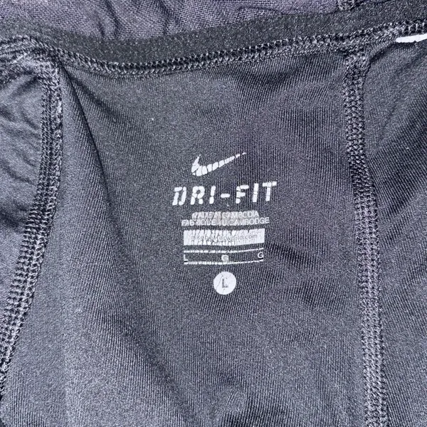 Nike Dri-Fit capri leggings - Image 4