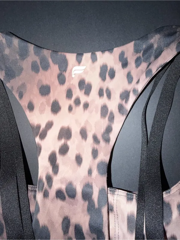 Fabletics Kessler Leopard Print Racerback Sports Bra Size 2XL - Image 3
