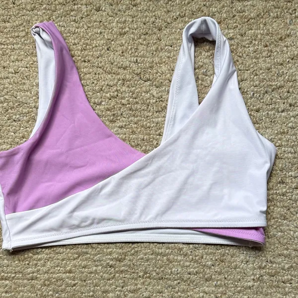 FABLETICS Light Purple Lilac Crossover Low Impact Sports Bra Size XL - Image 6