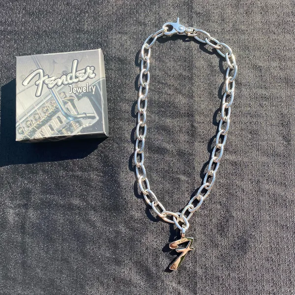 💎🩶 Vintage 1990s 90s NWT Fender Stainless Steel Silver Tone Metal Big 7 / F Pendant Chain and Necklace $19.99 🩶💎 - Image 3