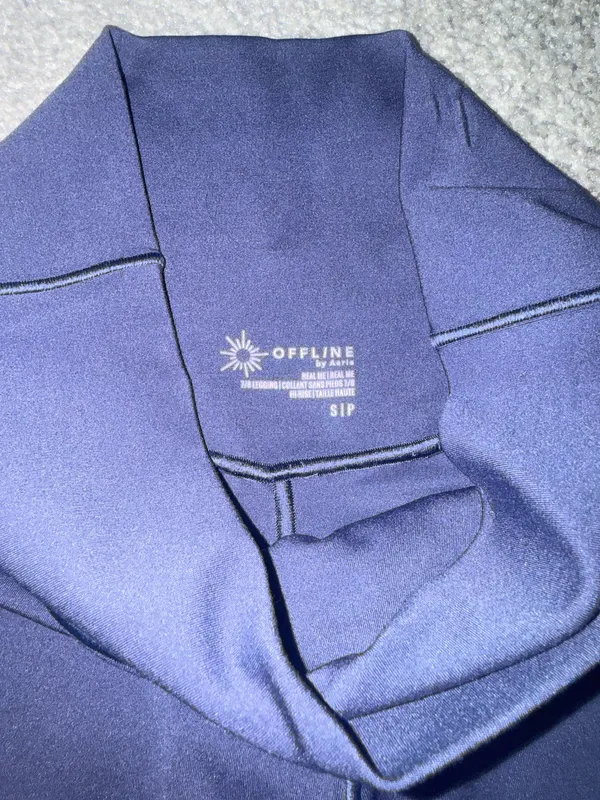 Offline by aerie Navy Twist-Front Ribbed Crop Top and crossover leggings set - Image 4