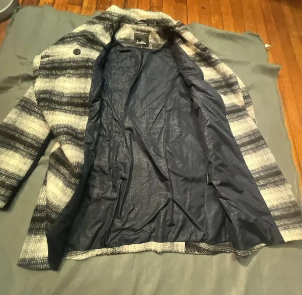 Sam Edelman Women's Black & White Plaid Wool Blend Wrap Coat Size M LS54507H - Image 5