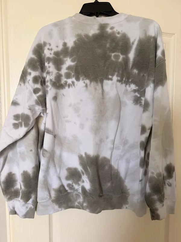 Urban Outfitters Sweatshirt - Image 2