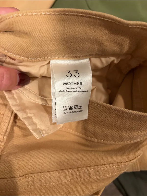 MOTHER The Mid Rise Dazzler Ankle Fray Jeans - Image 6