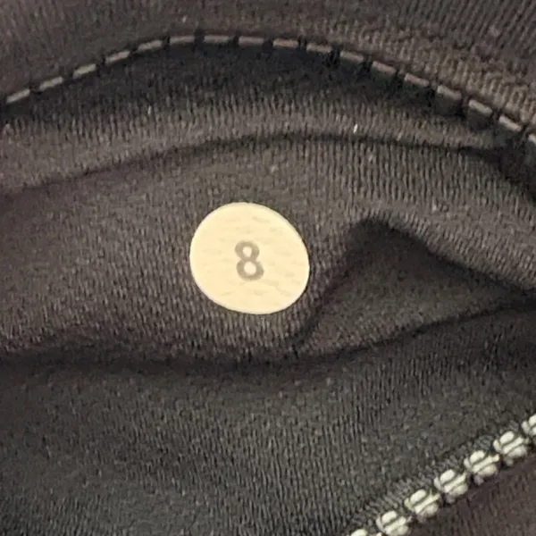EUC Women’s Black Lululemon Ruched Zipper Leggings Size 8 - Image 9