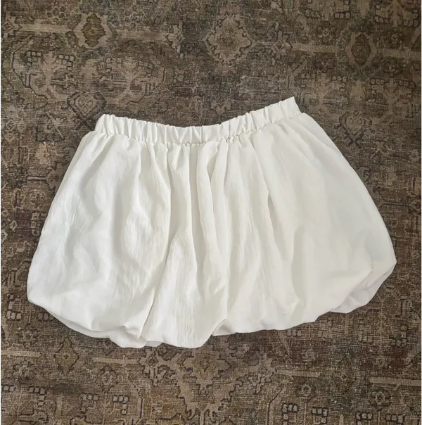 Skirt White Size XL - Image 2