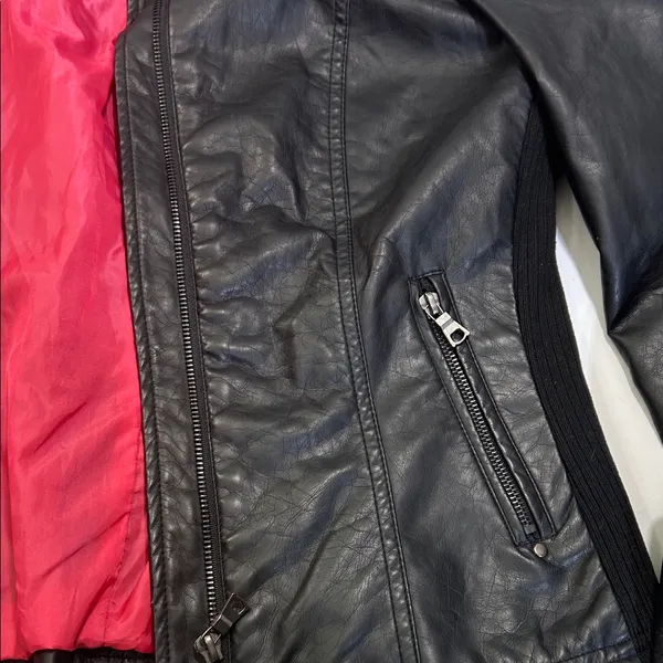 Black Faux Leather Jacket with Pink Lining Size L - Image 12