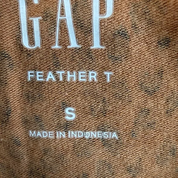 GAP Women's Small Feather T Leopard Print Long Sleeve T-Shirt Crew Neck Brown - Image 5
