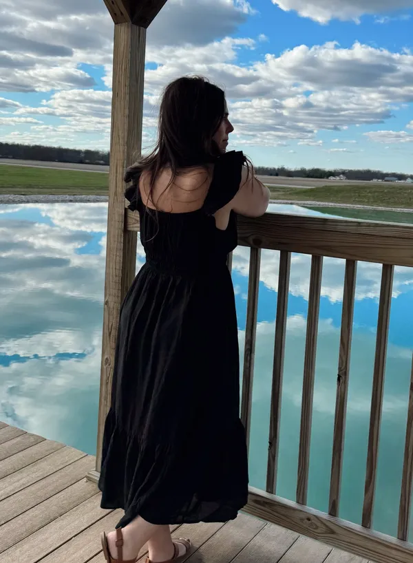 BOUTIQUE BLACK MIDI DRESS - Image 3