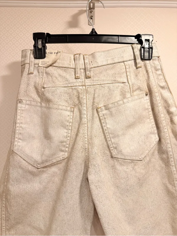 NWT We The Free Good Luck Mid Rise Barrel Acid-Wash Denim Jeans Off-White Sz 24 - Image 10
