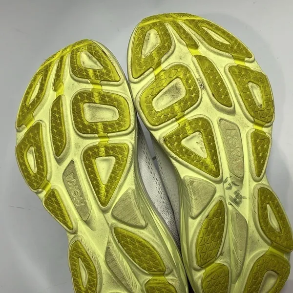 Hoka one one Blondi 8 Nimbus‎ Cloud sneakers size 8.5 B - Image 10