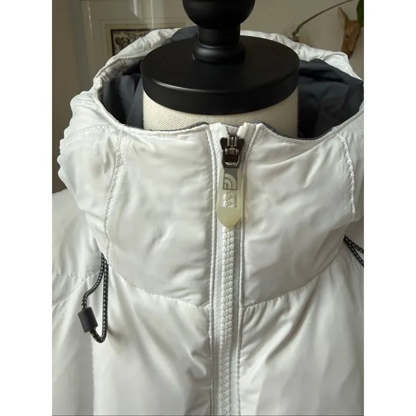 The North Face Tamburello 600 White Puffer Coat Stains M - Image 5
