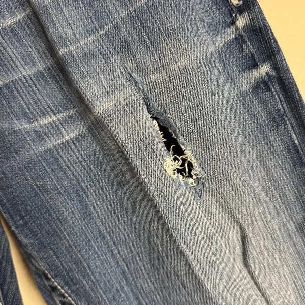 BKE Payton distressed dark wash denim jeans size 30R ladies - Image 4