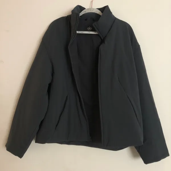 Alo Yoga Stretch Woven Notable Jacket Anthracite M - Image 8