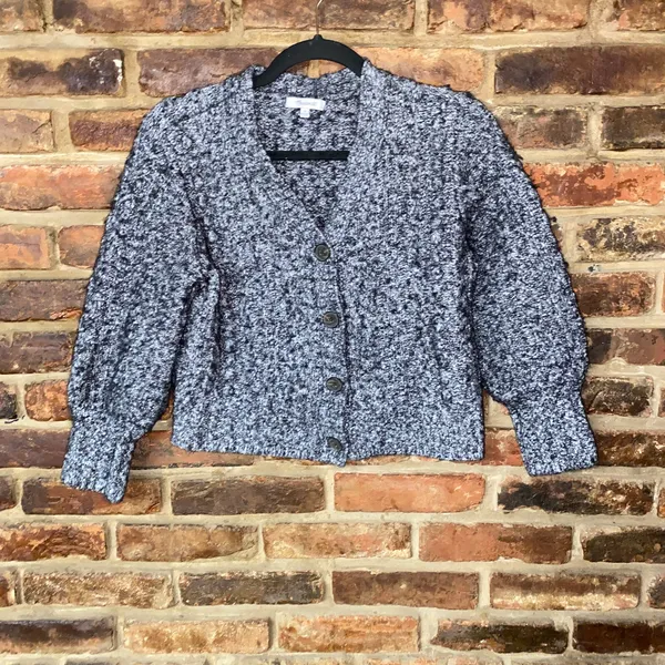 Madewell Grey Cable Knit V-Neck Cropped Cardigan Sweater Women's Size Medium - Image 2
