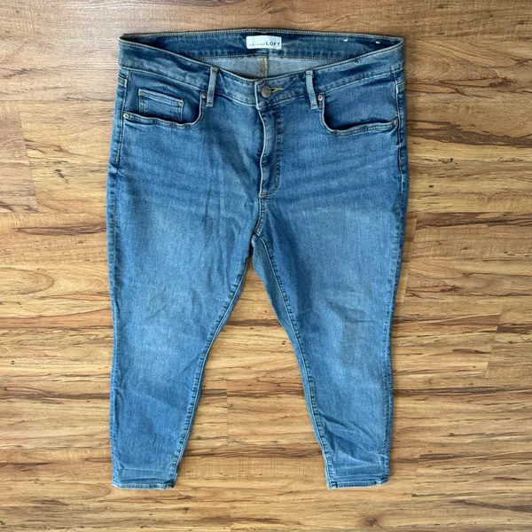 Loft Curvy Skinny‎ Crop Jeans Medium Wash Blue Denim Size 31/12 494746M - Image 2