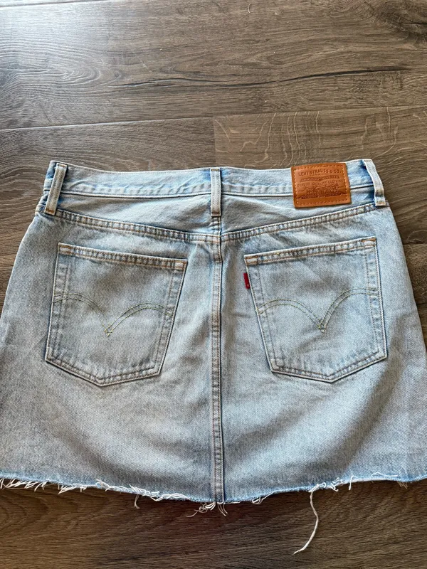 Levi’s Denim Mini Skirt - Image 2