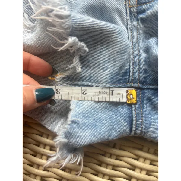 AGOLDE Parker Vintage Cut Off Denim Shorts Size 27 boho distressed designer - Image 11