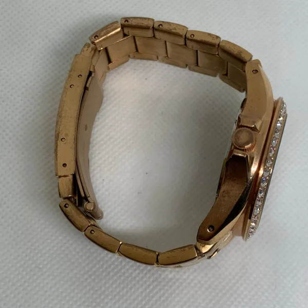 Fossil women watch ES-2811 day date hours rose gold tone 38mm size 6.5” running - Image 7