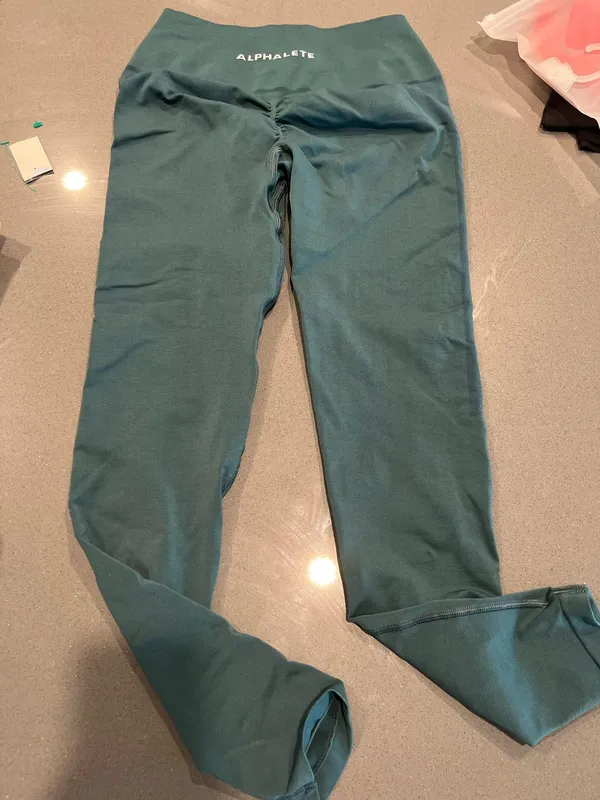 Alphalete Leggings - Image 4