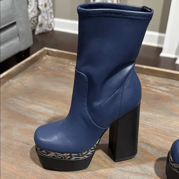 New Guess Women's Caballa Platform Block‎ Heel Boots Blue Size 6 Whimsigoth - Image 4