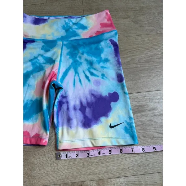 EUC Nike One Women's Mid-Rise 7" Tie-Dye Bike Shorts Multicolor training size S - Image 6