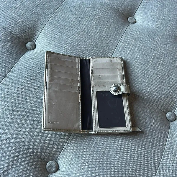 COACH 19464 Galley Multicolor Wallet - Image 4