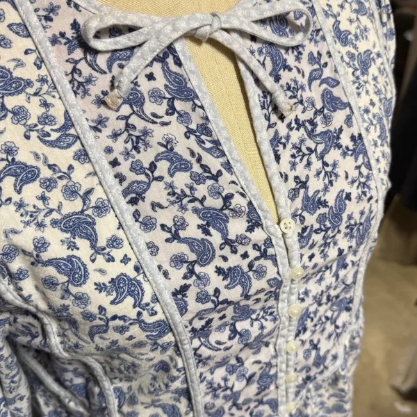 Old Navy M Poet Top Oversized Peasant Blue Paisley Cottage Boho Spring‎ Hippie - Image 3