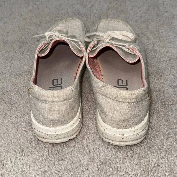 Hey Dude Wendy Chambray White Nut Slip On Shoe Sz Women's 6 - Image 5