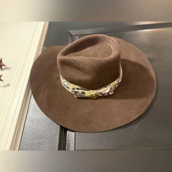 DISNEY PARKS Adult Animal Kingdom Wide Brim Safari Hat Brown leopard - Image 5