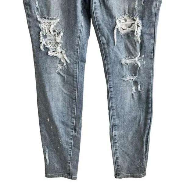 NWT Judy Blue mid rise‎ distressed skinny jeans size 30 - Image 8