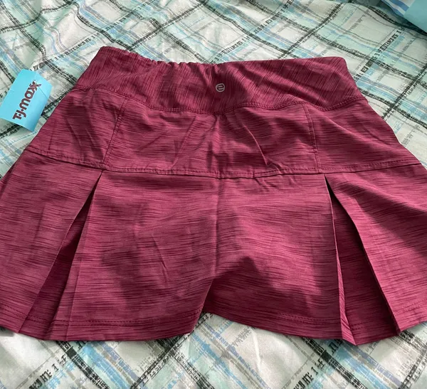 magenta tennis skirt - Image 2