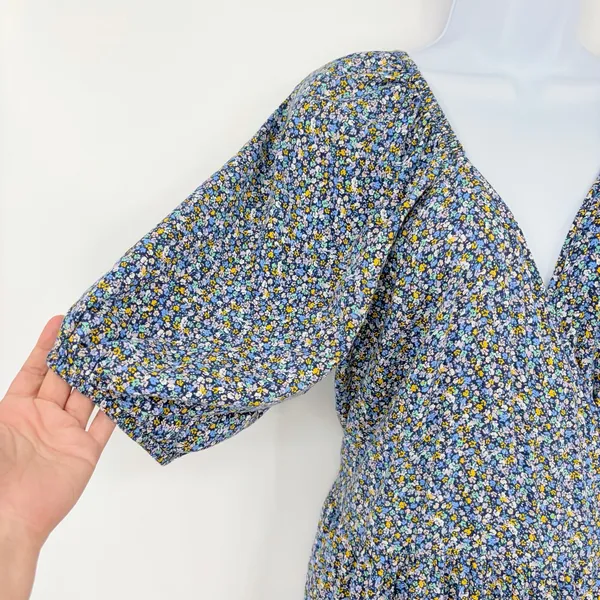 Old Navy Floral Maxi Wrap Dress Sz L Boho Peasant Cottage Ditsy Floral Romantic - Image 4