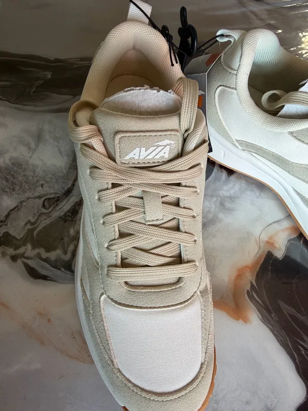 Avia Men’s Sneakers Size 10 Beige Cream Gum Sole Casual Athletic Shoes New - Image 7