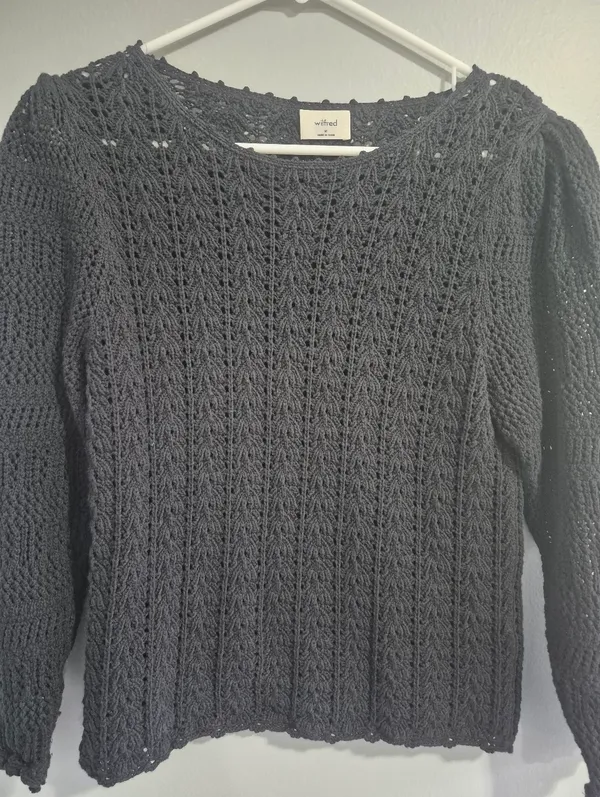 Wilfred aritzia winter Black Sour long sleeve knitted Sweater black size Medium - Image 2