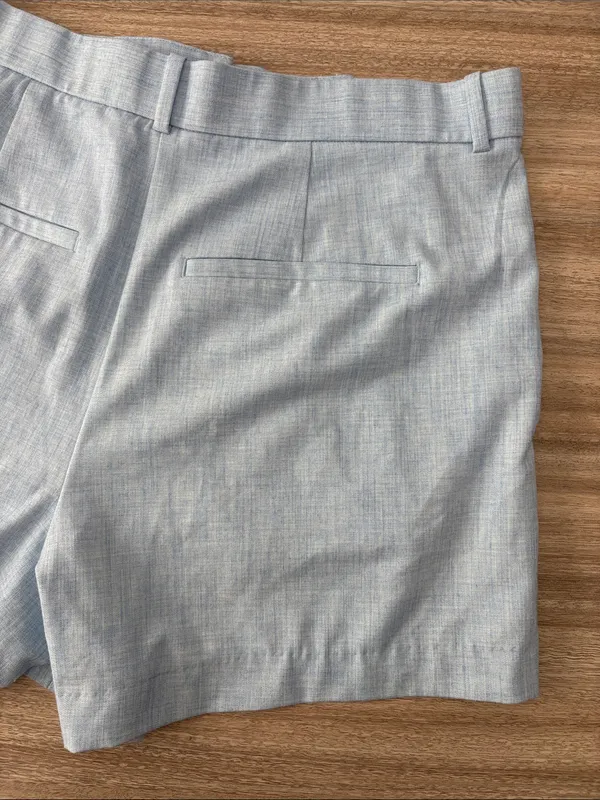 Abercrombie & Fitch Pleated Shorts Light Blue Women Size 18 - Image 6