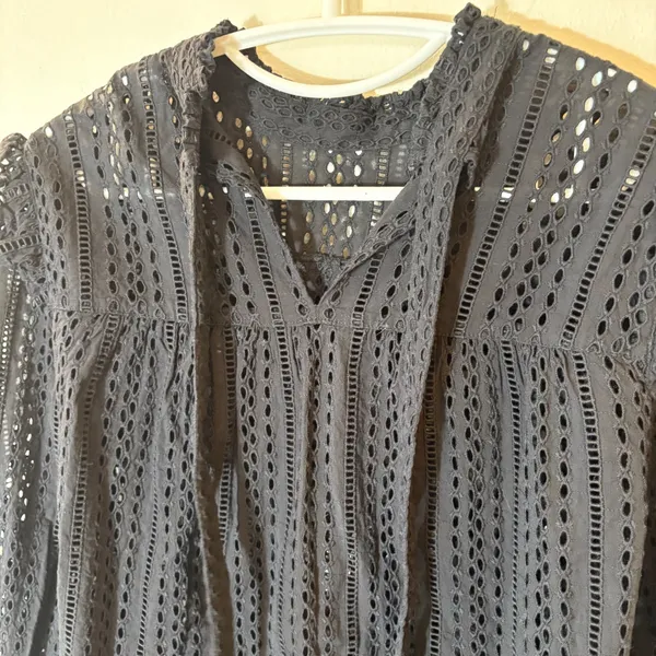 Madewell Eyelet‎ Mockneck Ruffle Top Size Small - Image 6