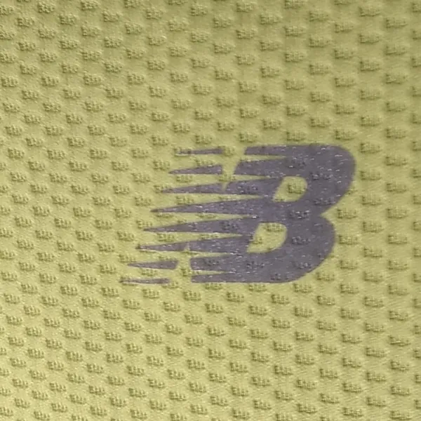 FINAL MARKDOWN NEW balance t shirt medium - Image 8