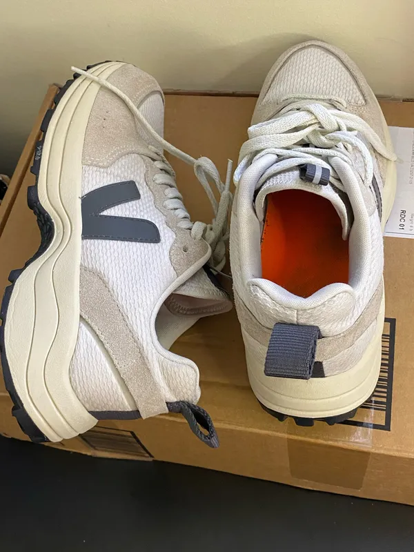 Veja Venturi II Hexamesh Women's Sneaker Shoes Size 9 - Image 4