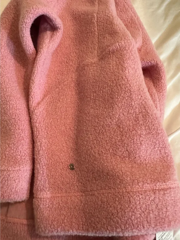Lululemon Jacket - Image 4