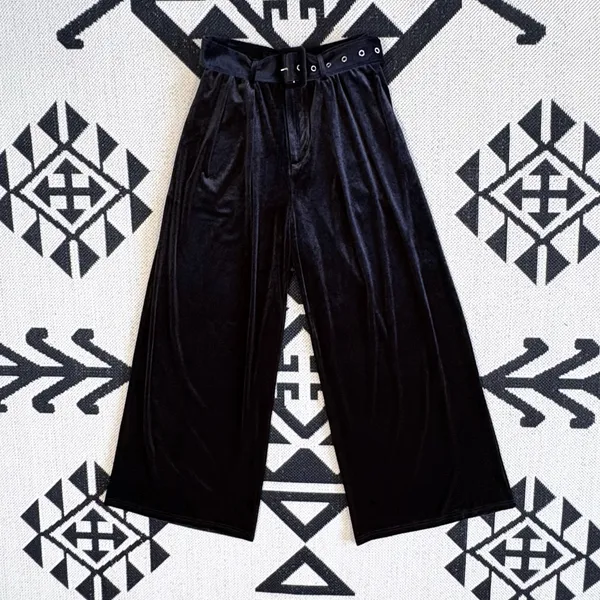 Cider Velvet Mid Waist Pocket Wide Leg Trousers with Belt Black XS - Image 4