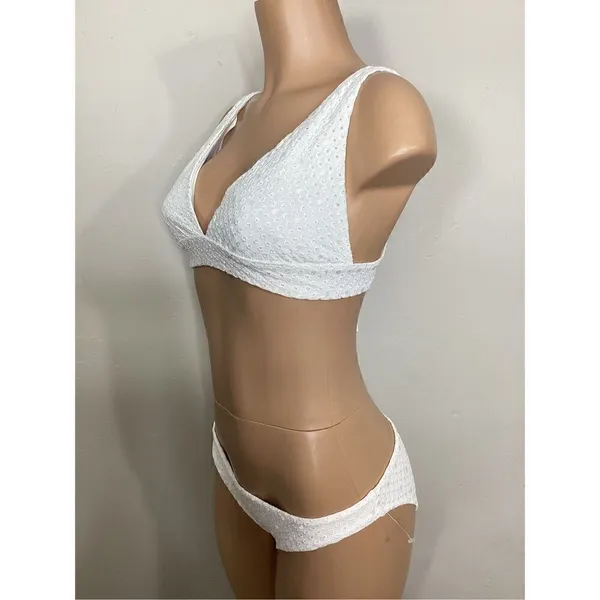New. Pilyq white bikini set. S-bottom/D-cup top. Retails $149 - Image 9