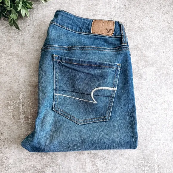 American Eagle Super Stretch Jegging Medium Wash Size 8 - Image 2