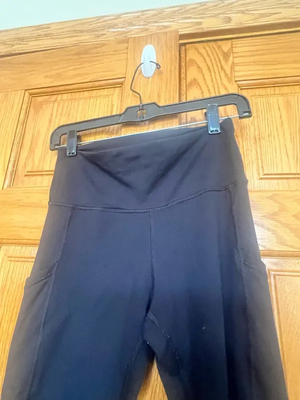 Aerie - Black High-Waist Leggings with Side Pockets - Image 3