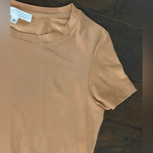 Planet Gold Fitted Junior T-Shirt - Image 2
