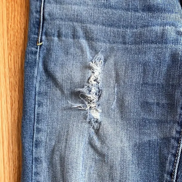 American Eagle Outfitters Skinny Distressed Low Rise Stretch Jeans size 6‎ - Image 2