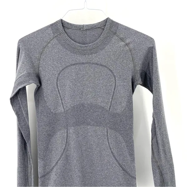Lululemon athletica Swiftly Tech Long Sleeve Gray Lounge Workout Crew TShirt - Image 4