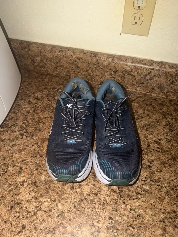 Hoka Bondi 7 Sneakers - Image 4