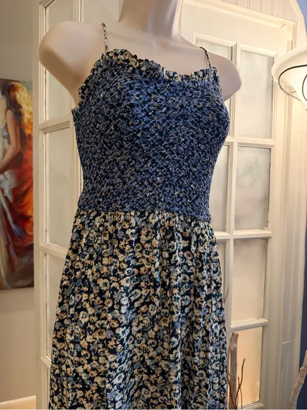 ✨Free People Smocked Floral Sundress XS ✨ - Image 2